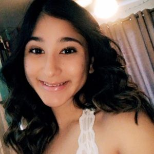 Meet your Posher, Mya